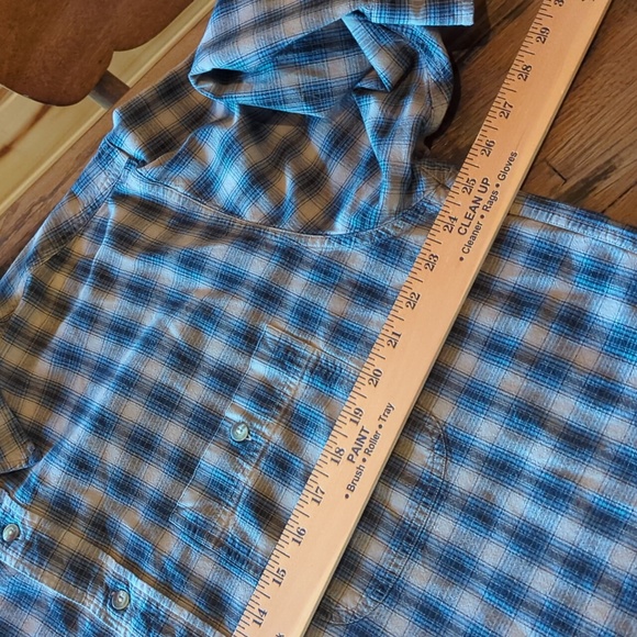 Denim Ridge Button Down Shirt. Sz. M. - Picture 8 of 9